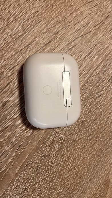 APPLE AirPods Pods 2nd generation / MagSafe Wireless charging!