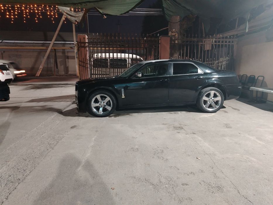 Крайслер 300с ролс ройс килинган