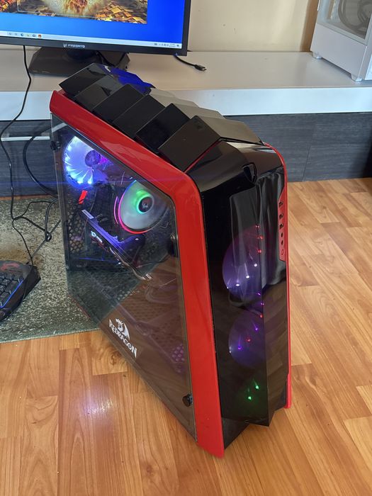 Pc Gaming RGB• i7-6700• 16gb ram DDR4• Placa video 6gb ( Gtx 1060)• 256 SSD + 1Tb HDD