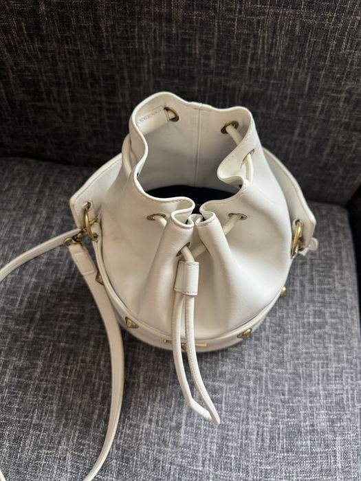 Чанта тип Мешка