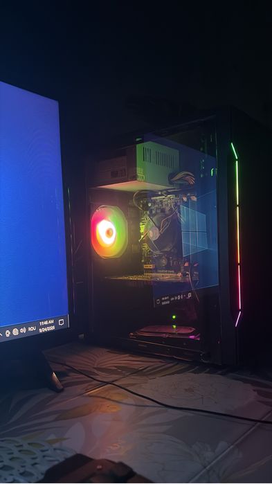 Vand PC bun pentru Gaming