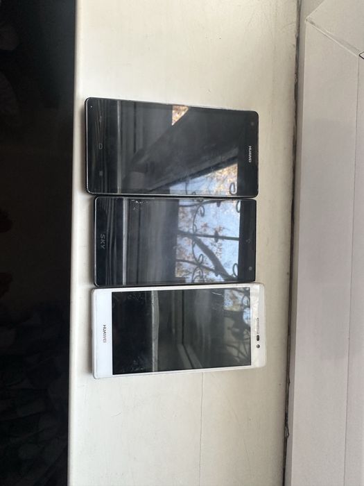 Eski telefonlar hammasi ishlidi 2 ta huawei 1 ta lg