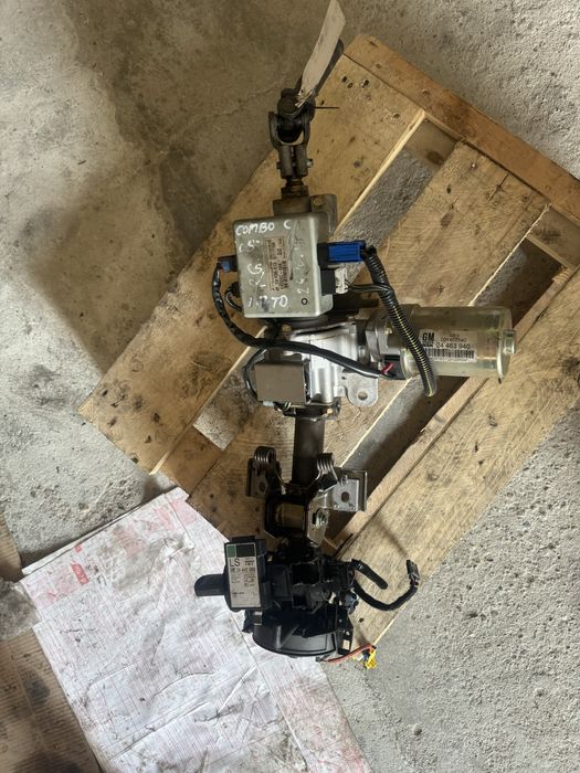 кормилен прът кормилна колона Опел Корса Ц/ Opel Corsa C