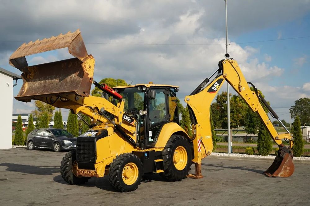 Cat 432F / BULDOEXCAVATOR / 2017 / 5700 MTH / AER CONDITIONAT / SET CUPA