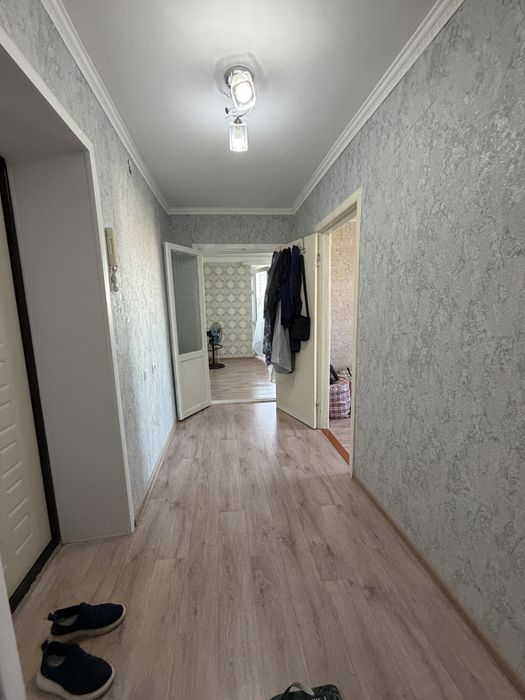 Центрден 2-комн квартира сатылады