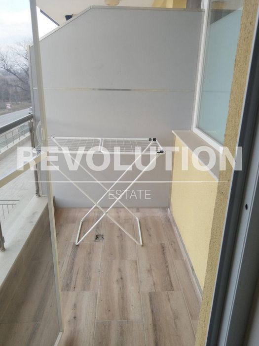 Дава се под наем Едностаен апартамент в Пловдив, Остромила - 65 кв.м за 317 € - Снимка #6