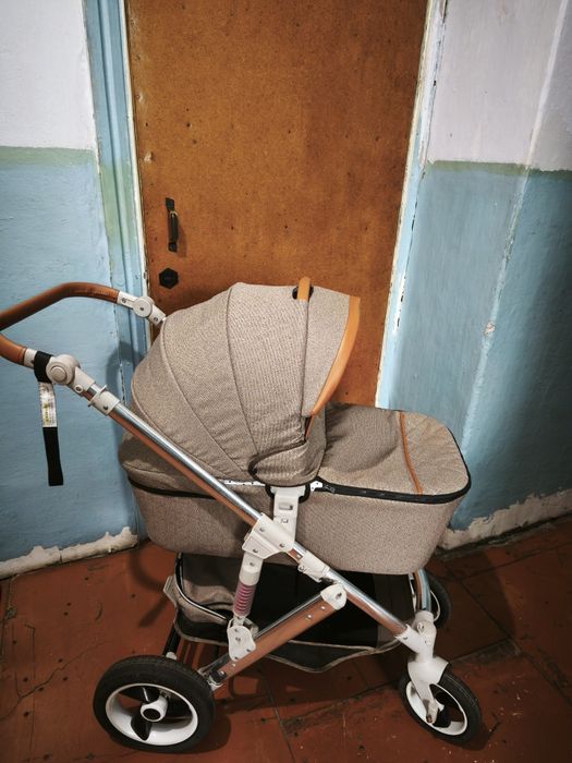 Продам коляску зима- лето