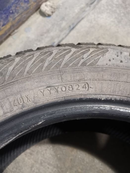 Продам шины, зима.