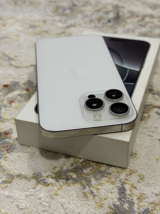 iPhone 16 Pro Max 256gb White