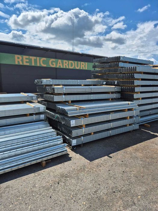 Stalpi gard zincati si plastifiati pentru panou gard