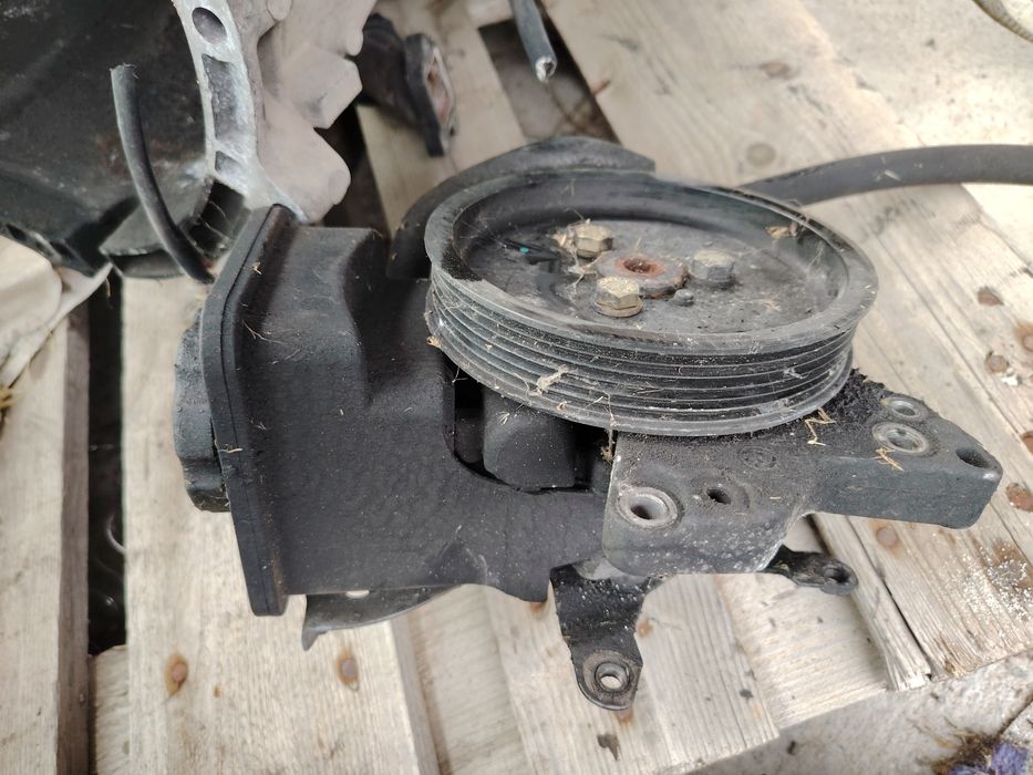 Хидравлична помпа за БМВ е46 дизел / BMW E 46 320d 330d