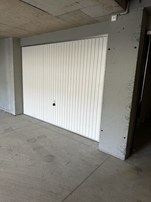 Дава се под наем Гараж / Паркомясто в София, Малинова долина - 20 кв.м за 117.3 € - Снимка #2