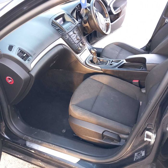 Опел Инсигния A 2,0 дизел графит/Opel Insignia A, A20DTH graphitе 2011