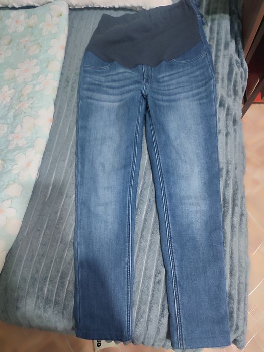 Продам Джинсы для беременных.