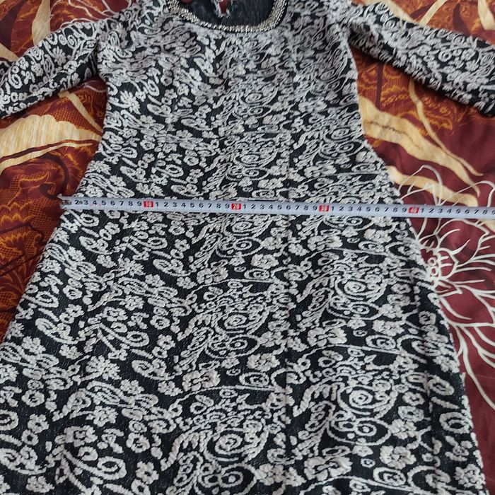 Дамска рокля с мъниста