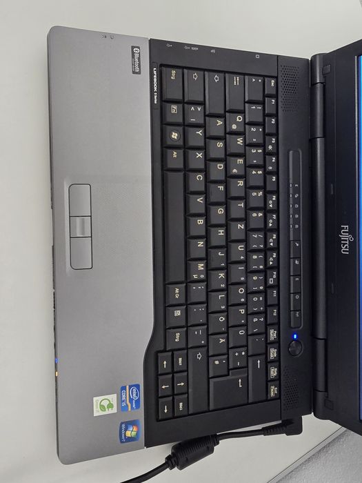 Laptop Fujitsu S752 I5