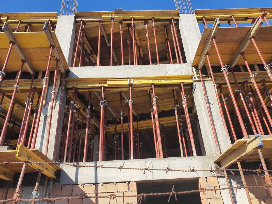 Inchiriem popi metalici planseu, popi placa beton, popici constructii