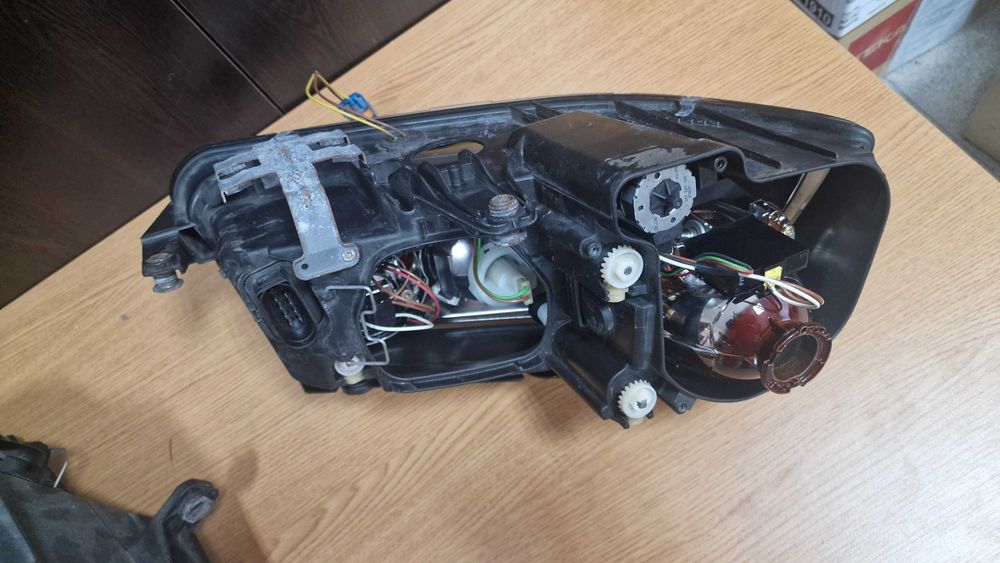 VW Passat Пасат B5.5 B6 Б6 ксенон фар ляв десен xenon far