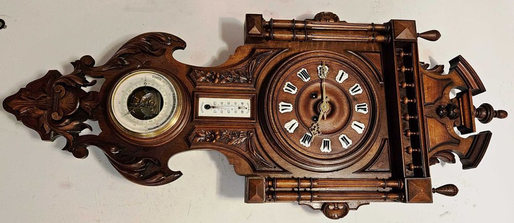 Ceas de perete francez cu barometru si termometru, anii 1900