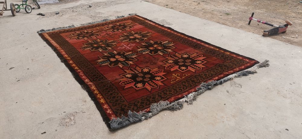 Ручной ковёр  размер 2/3