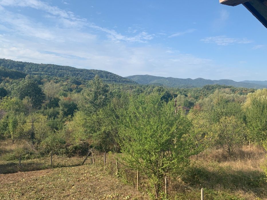 Двуетажна вила село Борското, общ. Габрово.