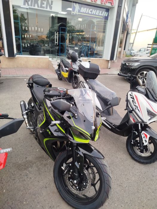 Motochikl bor nasiy savdo bolib tolashga 250 abs 400 bor