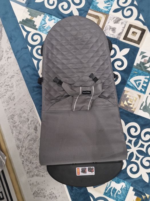 Продаётся шезлонг