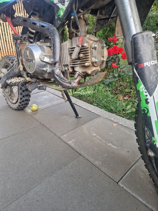 Vând un cros de 125 impecabil