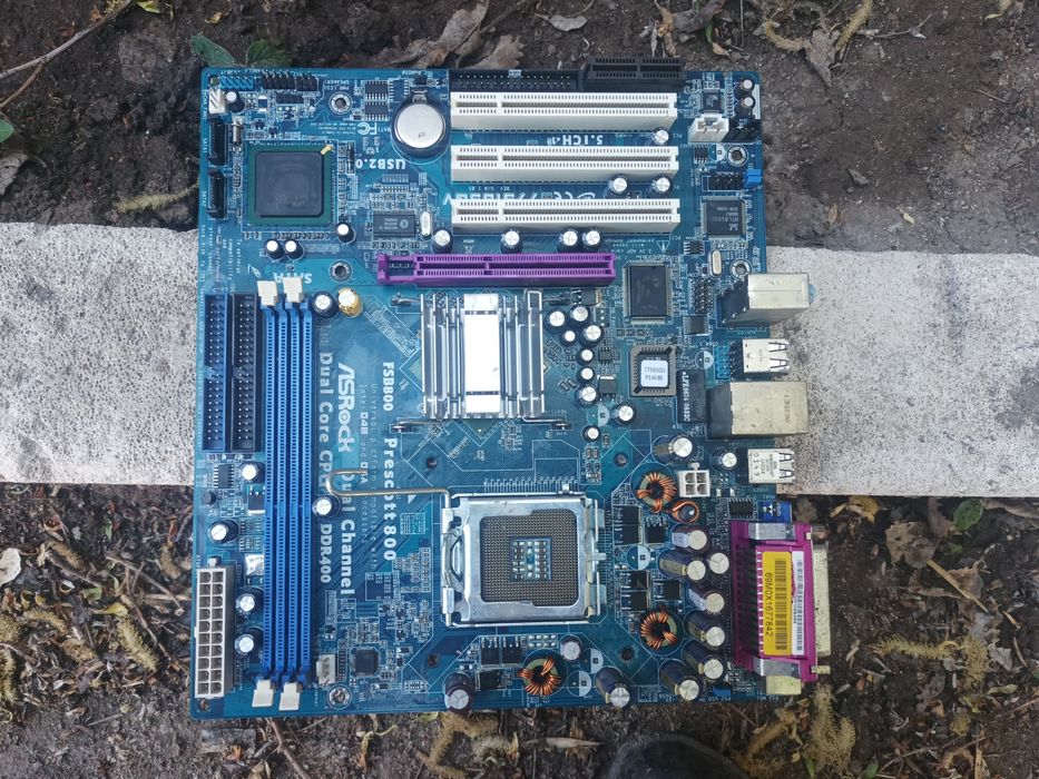 micro-ATX от ASRock под сокет LGA 775