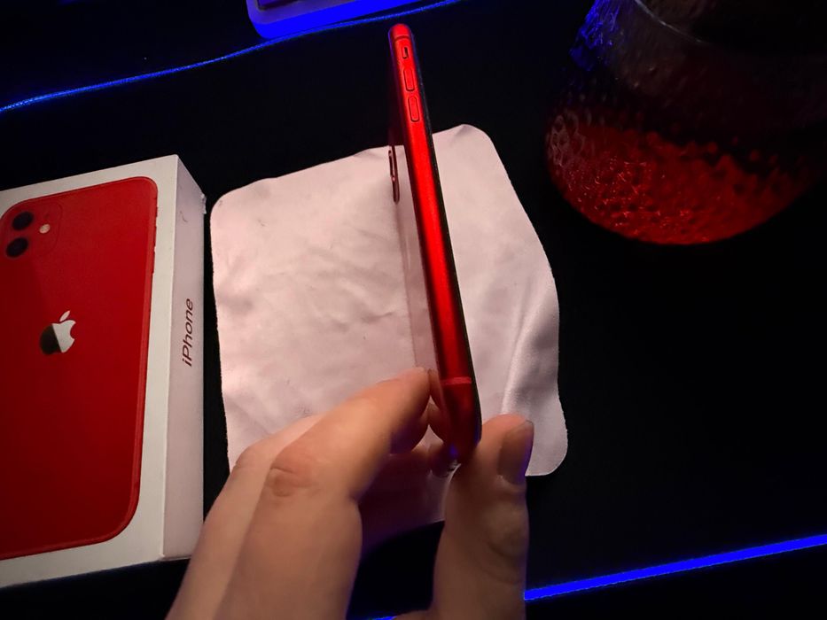 Iphone 11 Red / 128gb / 77%