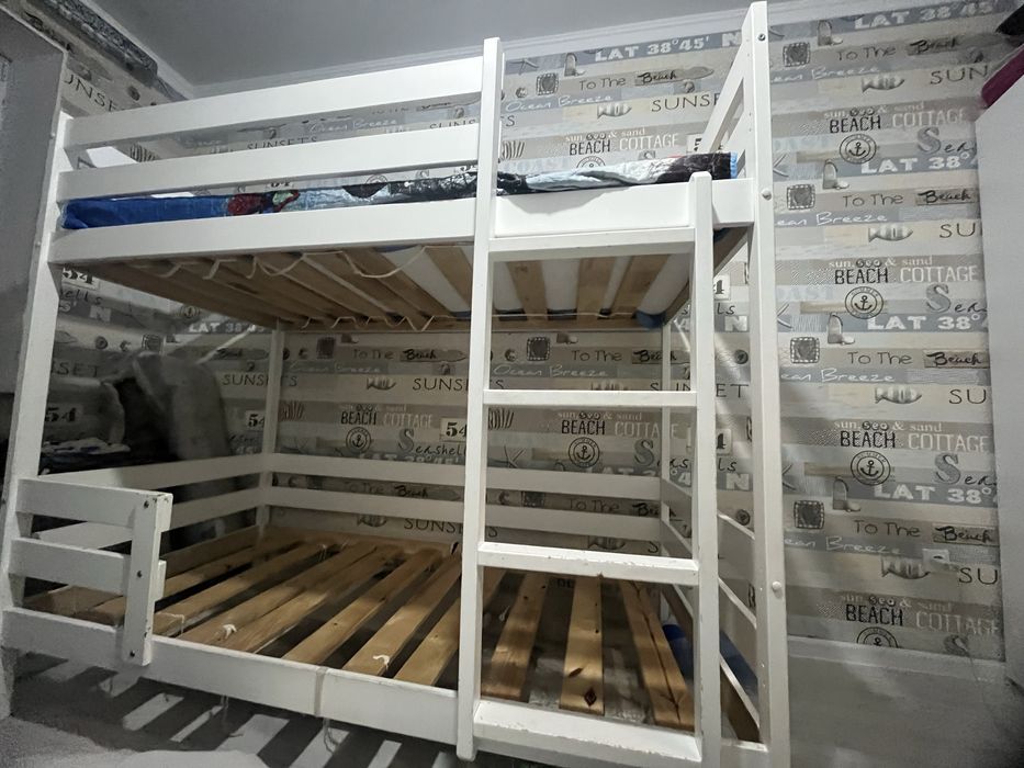 Кровать продам срочно