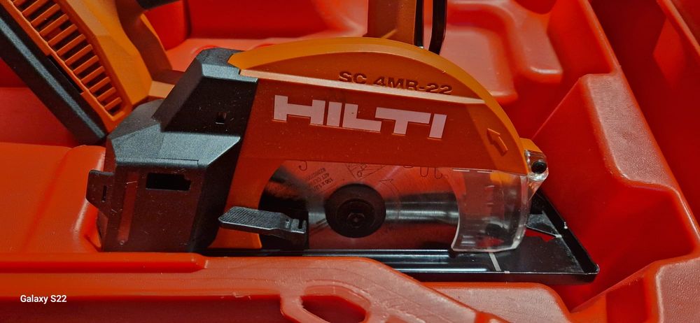 Hilti circular pentru metal pe acumulatori