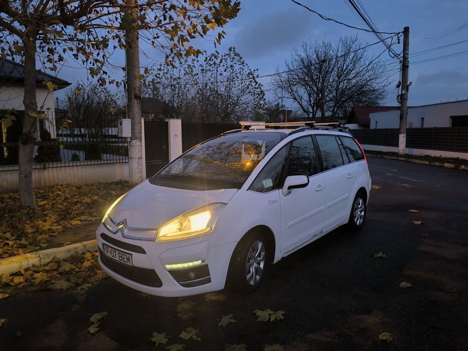 Vând Citroen C4 Grand Picasso 1.6 HDI / 2012