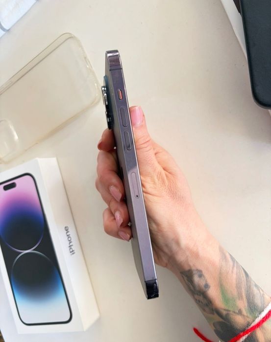 iPhone 14 Pro Max 1TB Deep Purple + кутия + кейсове