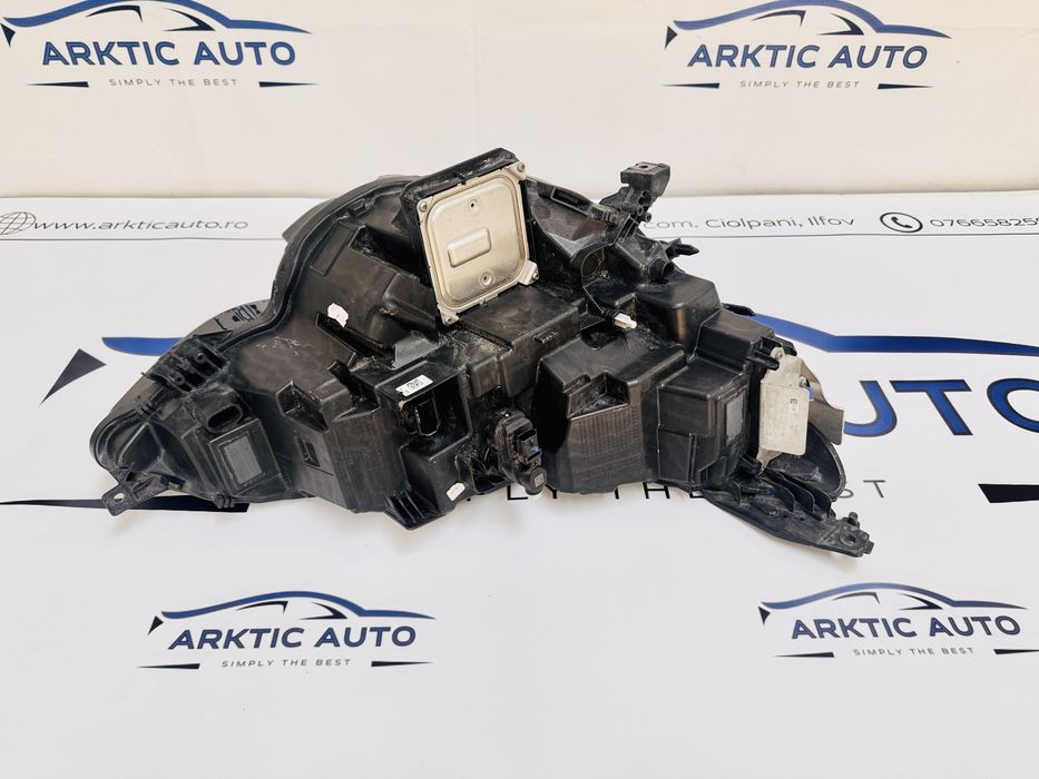 Far stanga led Renault Megane 4 facelift dupa 2020 cod 260602024R