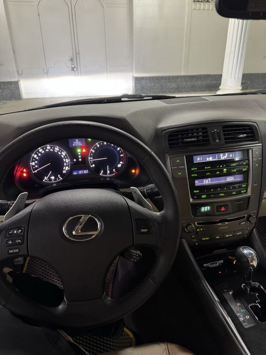 Lexus is 250 amerikanka