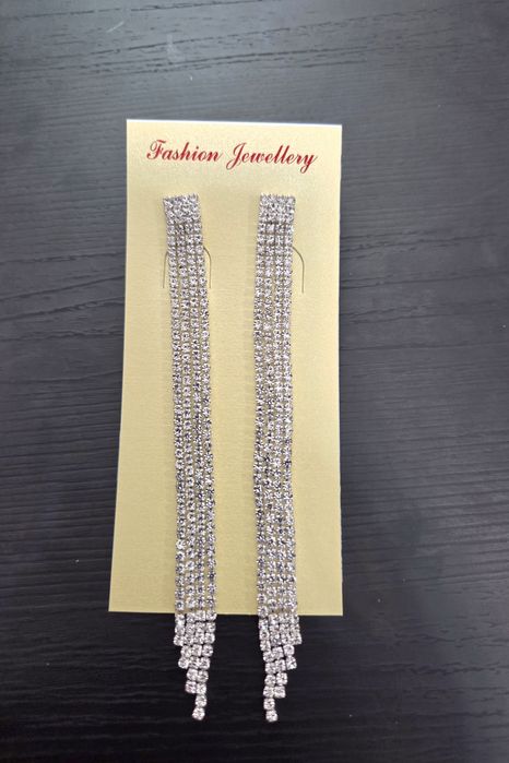 Vând Cercei Lungi Eleganți Noi (11cm lungime)