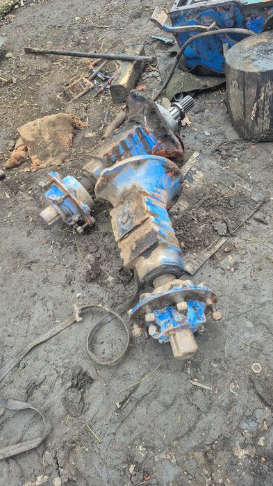 Vând roți spate tractor u 650