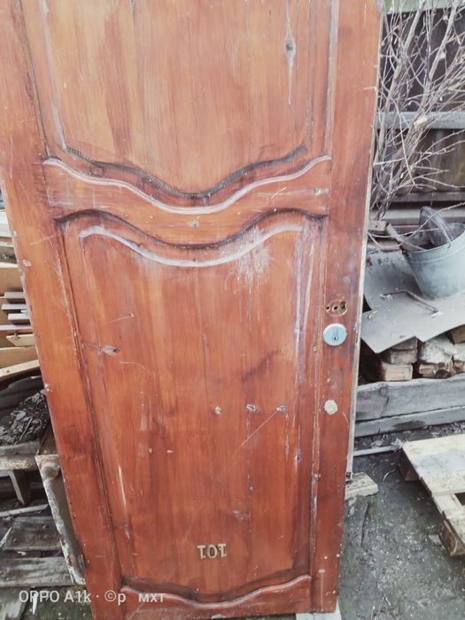 Продам дверь дерево