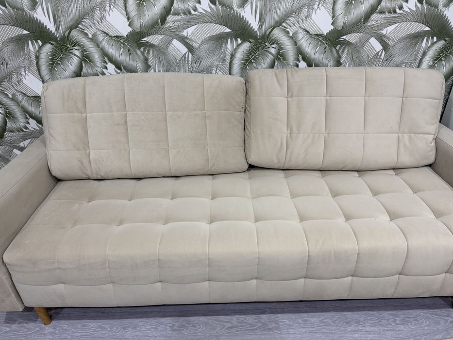 Продам диван в хорошем состоянии