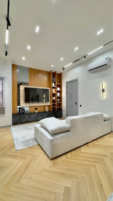 ЖК "Royal House" Новый ремонт 55м2 +10 балкон С мебелью и Техникой