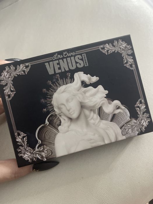 Продаю палетку Venus Immortalis