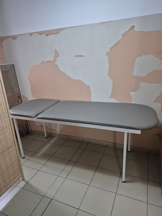 Продам кушетку и перегородку