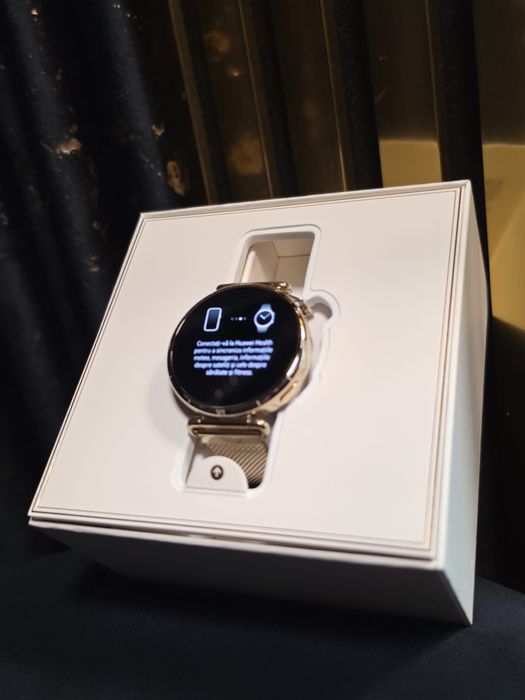 Smartwatch HUAWEI Watch GT 6 41mm Gold - Impecabil, la cutie full box
