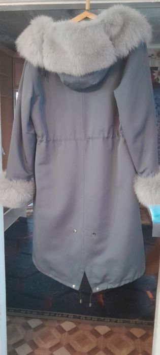 Продам парку в отличном состоянии