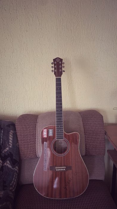 Продам гитару ARMAN акустика