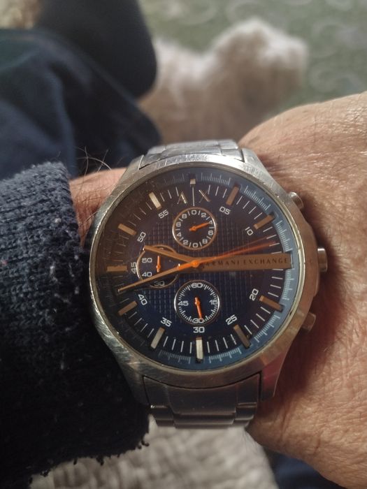 Vând ceasuri  funcționale Armani.. Fitbit ionic