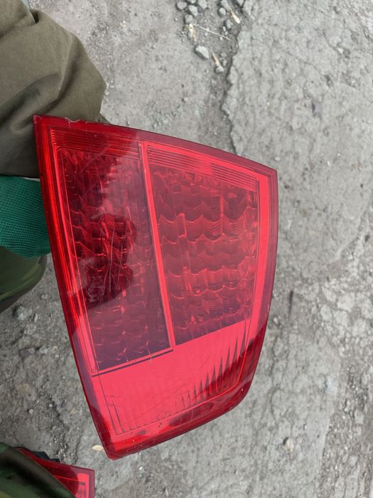 Фары на Audi A8 D3