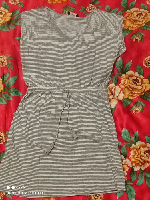 Продаётся платье