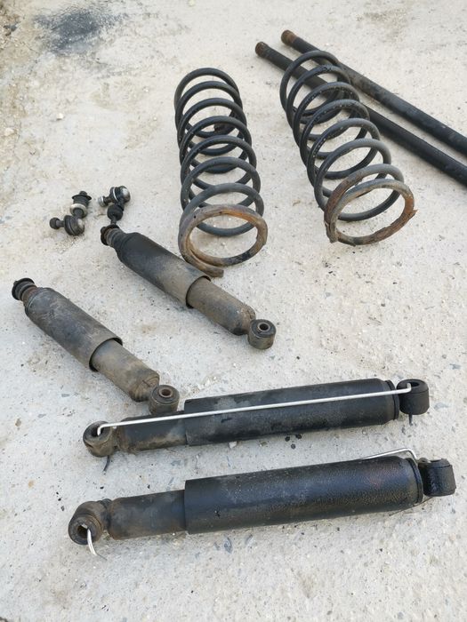 Окачване Нисан Терано 2